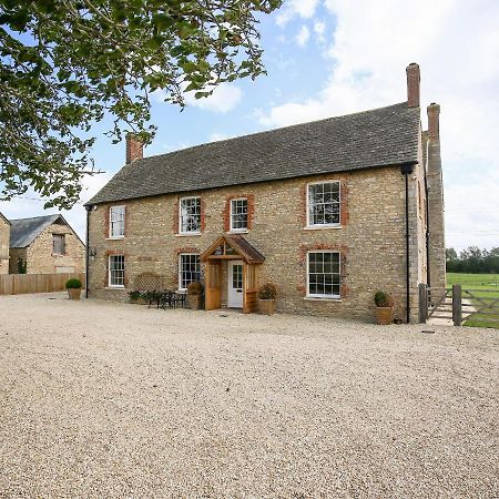 Вілла Shifford Manor Farm Вітні Екстер'єр фото